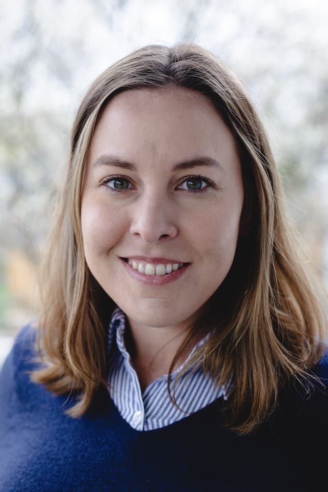 Iris Hartwig | Nellie Health Online Therapy Ontario Canada US